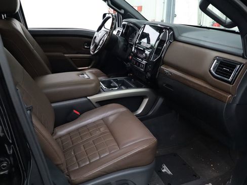 Used 2021 Nissan Titan Platinum Reserve w/ Moonroof Package image 29