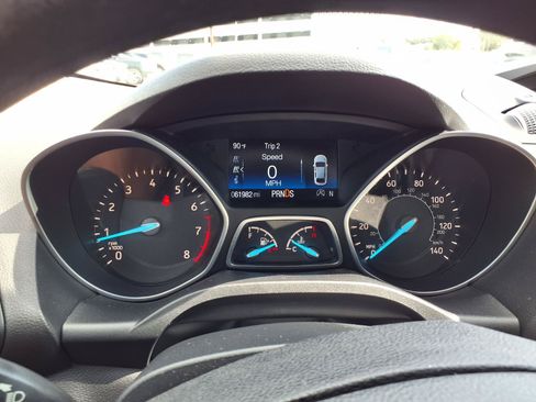 Used 2017 Ford Escape SE FWD image 14
