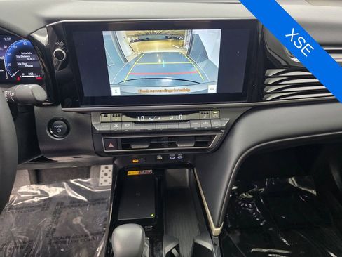 Used 2025 Toyota Camry XSE image 23