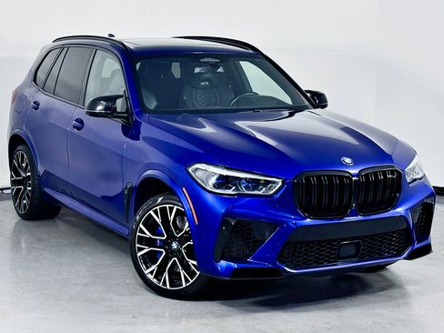 Used 2020 BMW X5 M Competition w/ Executive Package image 3