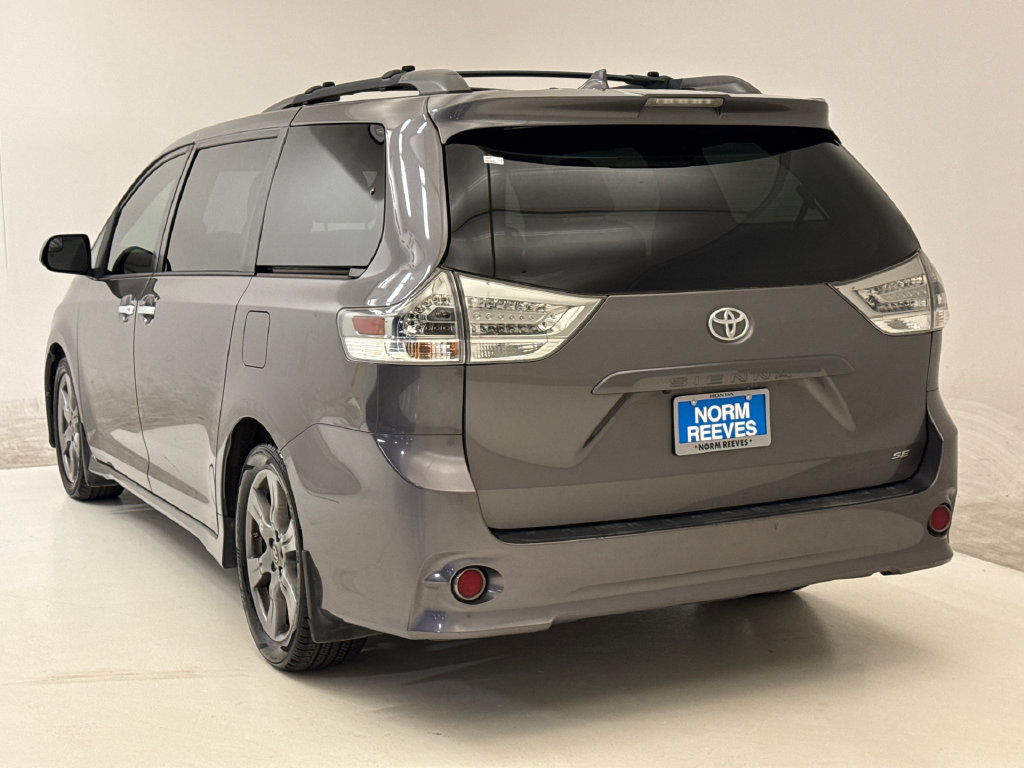 Used 2020 Toyota Sienna SE FWD image 7
