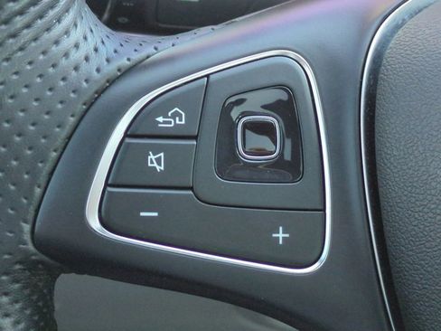 Certified 2017 Mercedes-Benz E 300 image 25