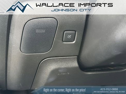 Used 2020 Ford Mustang Coupe image 32