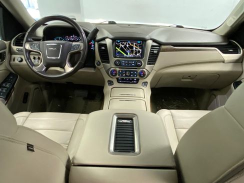 Used 2019 GMC Yukon Denali w/ Denali Ultimate Package image 27