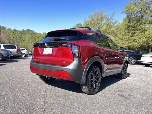 New 2026 Nissan Kicks SR image 6