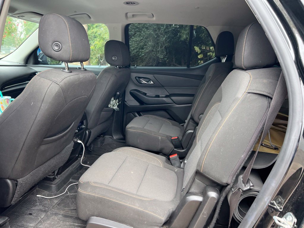 Used 2019 Chevrolet Traverse LT w/ LPO, Blackout Package FWD image 7