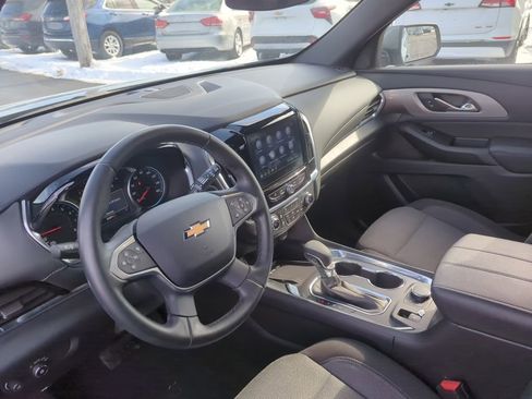 Certified 2023 Chevrolet Traverse LT image 16