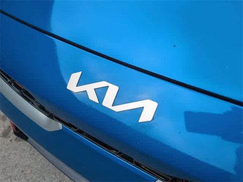 Used 2023 Kia Forte GT image 12