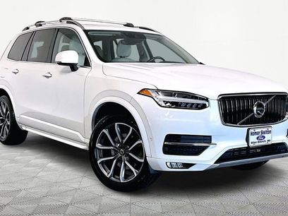 Used 2017 Volvo XC90 T6 Momentum w/ Vision Package