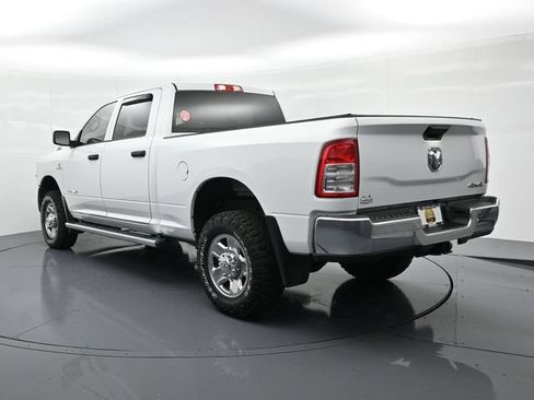 Used 2022 RAM 2500 Tradesman w/ Chrome Appearance Group AWD/4WD image 8
