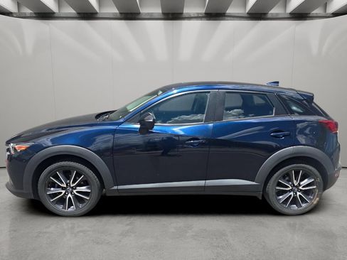 Used 2018 MAZDA CX-3 Touring w/ Preferred Equipment Package AWD/4WD image 4