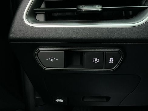 Used 2025 Kia K4 LXS image 21