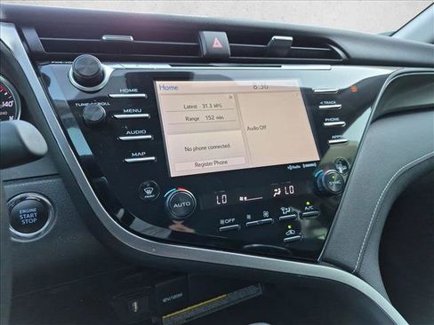Used 2020 Toyota Camry XSE FWD image 10