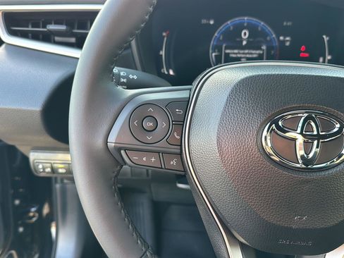 New 2026 Toyota Corolla SE image 18