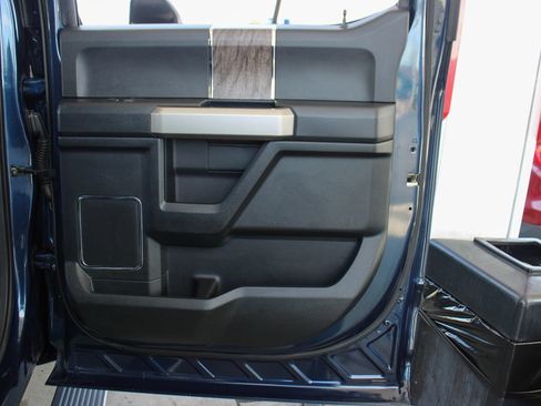 Used 2019 Ford F250 Lariat w/ Lariat Ultimate Package AWD/4WD image 51