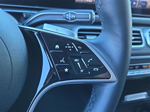 Certified 2025 Mercedes-Benz GLE 580 4MATIC image 22