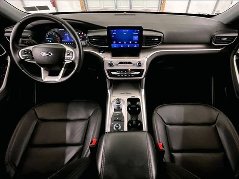 Certified 2023 Ford Explorer XLT w/ Equipment Group 202A AWD/4WD image 14