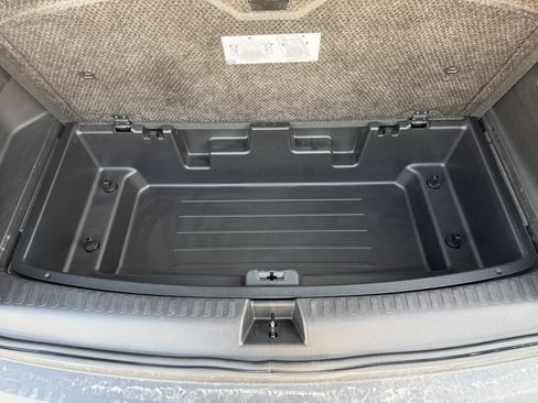 Used 2026 Chevrolet Traverse LT w/ Sun and Wheel Package AWD/4WD image 13
