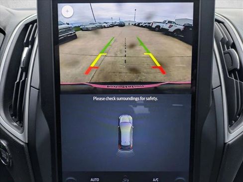 Used 2022 Ford Edge SEL w/ Convenience Package image 10