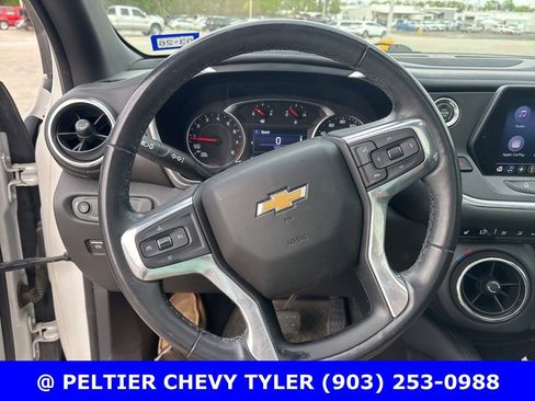Used 2020 Chevrolet Blazer LT image 12