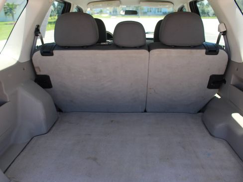 Used 2012 Ford Escape XLS FWD image 30