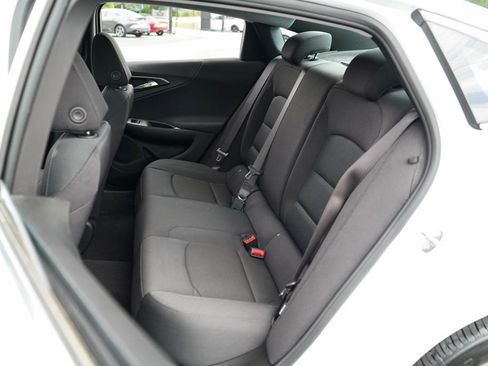 Used 2022 Chevrolet Malibu LS FWD image 8