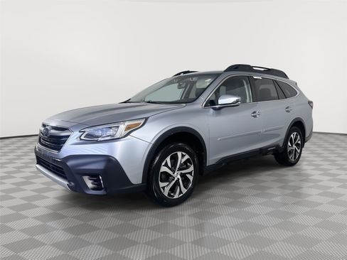 Used 2020 Subaru Outback Limited w/ Popular Package #2 image 3