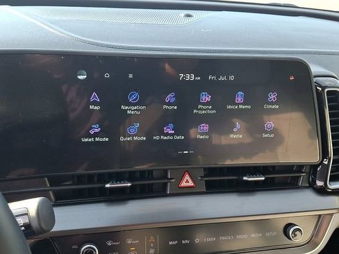 Used 2023 Kia Sportage EX FWD image 17