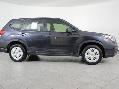 Used 2019 Subaru Forester 2.5i image 8