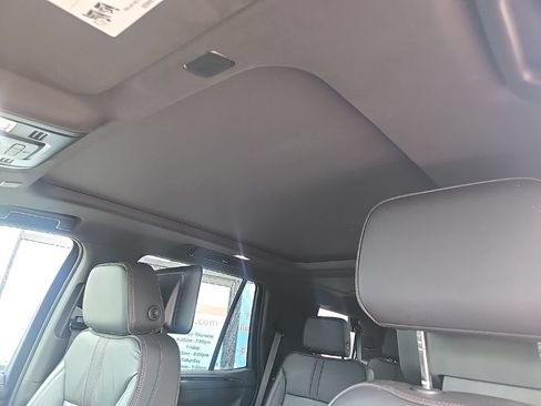 Used 2021 Chevrolet Tahoe RST w/ Luxury Package AWD/4WD image 34