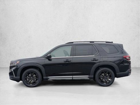 New 2025 Honda Pilot Touring image 5