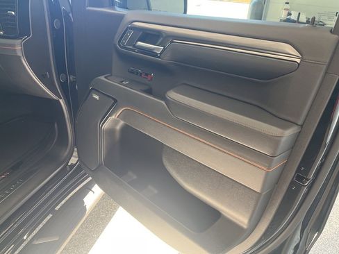 Used 2024 GMC Sierra 1500 AT4 w/ Technology Package image 35