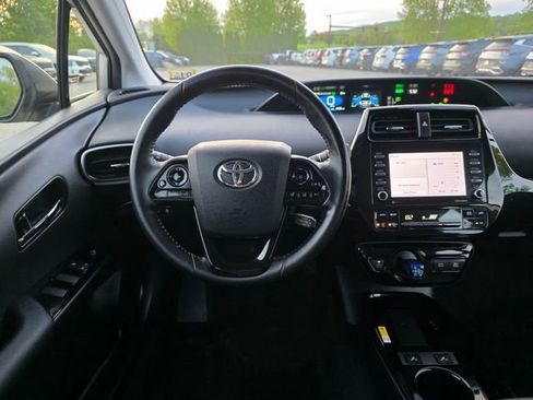 Used 2021 Toyota Prius XLE w/ Advanced Technology Package AWD/4WD image 19