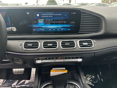 New 2026 Mercedes-Benz GLE 53 AMG 4MATIC Coupe image 30