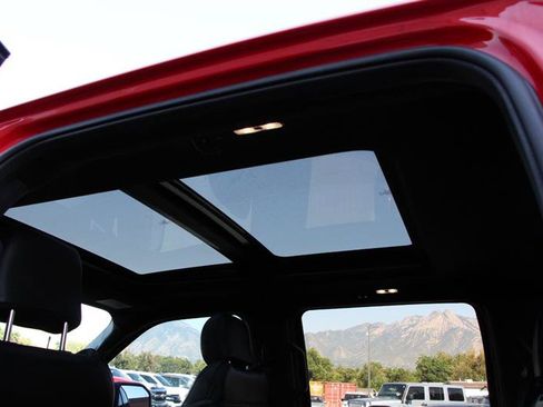 Used 2019 Ford F150 Raptor w/ Equipment Group 802A Luxury AWD/4WD image 18