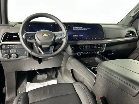 Used 2025 Chevrolet Tahoe LT AWD/4WD image 20