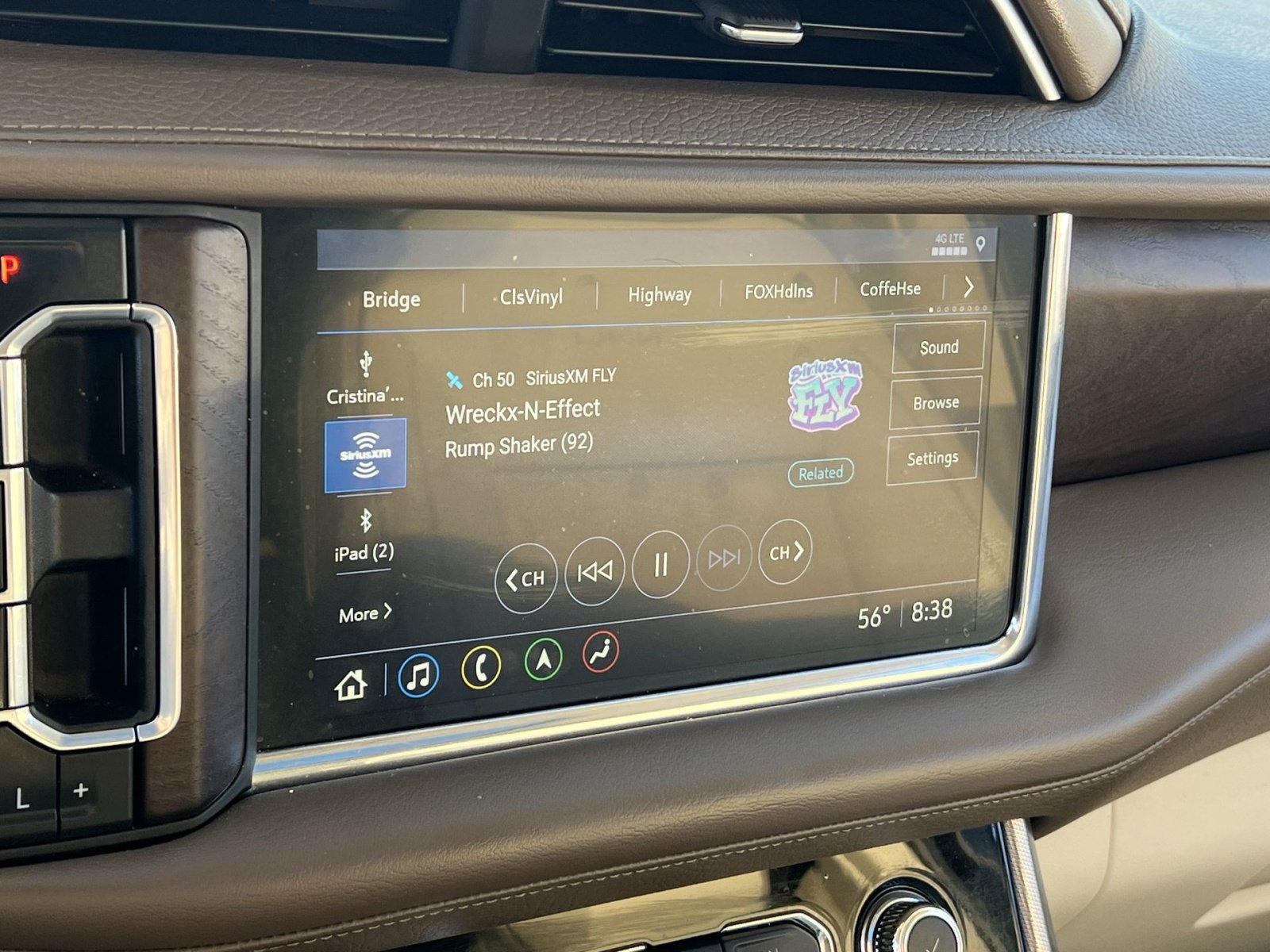 Used 2021 GMC Yukon Denali AWD/4WD image 18