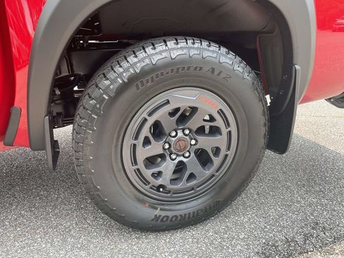New 2026 Nissan Frontier PRO-4X w/ Tow Package AWD/4WD image 7