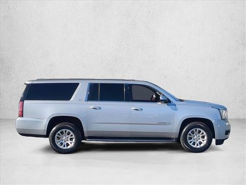 Used 2018 GMC Yukon XL SLT RWD image 4