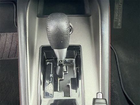 Used 2024 Mitsubishi Outlander Sport SE image 29