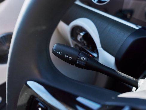 Used 2023 Rolls-Royce Ghost Base w/ Ghost Package image 63