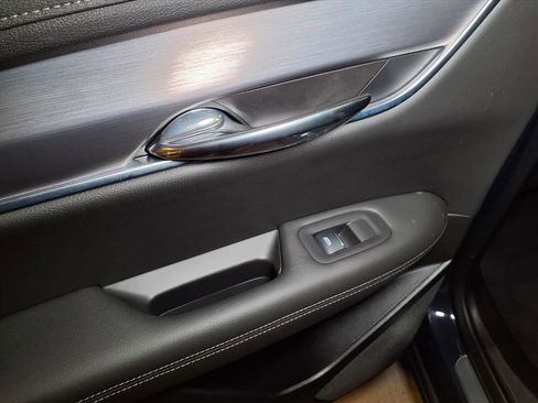 Certified 2025 Cadillac XT6 Luxury image 23