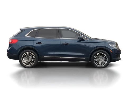 Used 2017 Lincoln MKX Reserve w/ Lincoln MKX Climate Package image 9