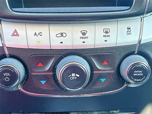 Used 2013 Dodge Journey SXT w/ Flexible Seating Group image 7