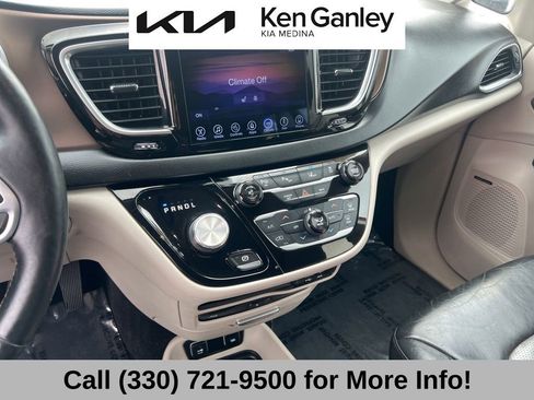 Used 2017 Chrysler Pacifica Touring-L Plus w/ Advanced Safetytec Group image 33