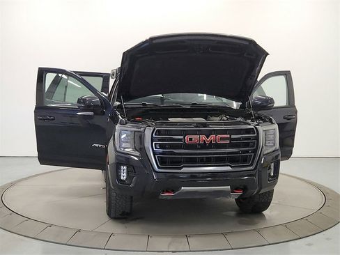 Used 2021 GMC Yukon AT4 image 10
