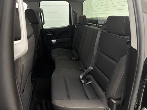 Used 2017 Chevrolet Silverado 1500 LT w/ Midnight Edition AWD/4WD image 32