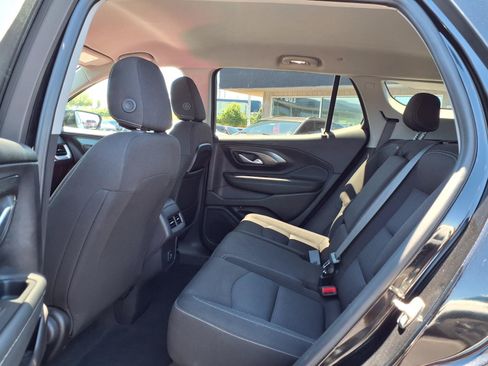 Used 2024 GMC Terrain SLE AWD/4WD image 25