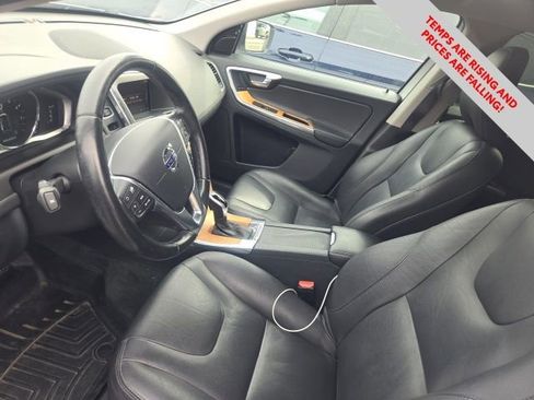 Used 2017 Volvo XC60 T5 Inscription w/ Advanced Package image 15