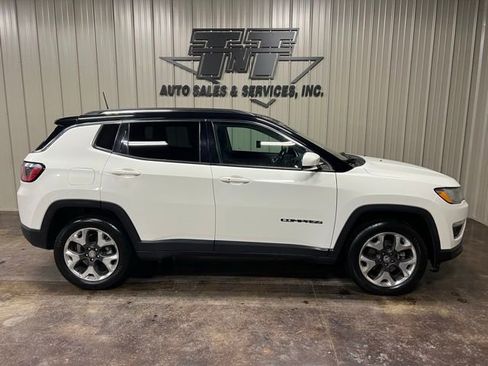 Used 2019 Jeep Compass Limited image 7